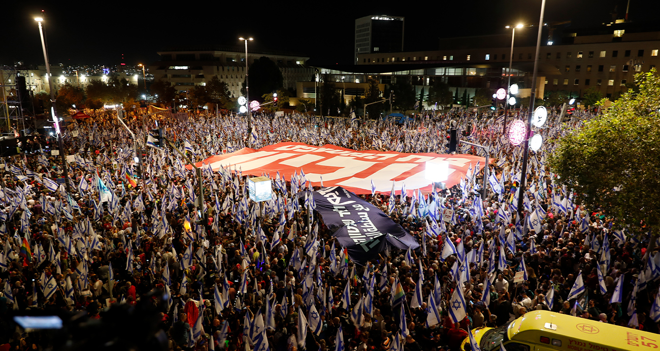 İsrailde Yüksek Mahkeme önünde yargı reformu protestosu