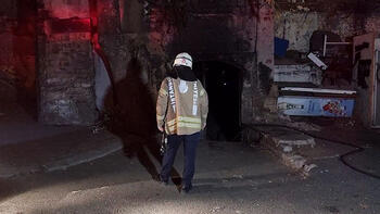 Beyoğlunda bulunan tarihi Kurşunlu Handa yangın